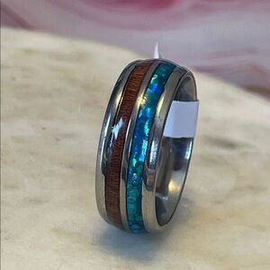 Men’s wedding band style ring stainless steel size 8